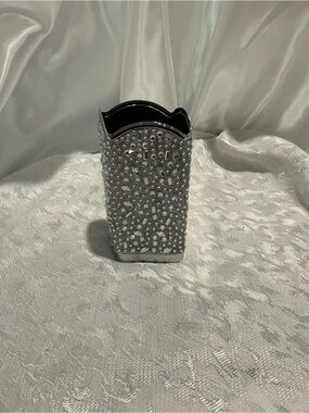 Bath & Body Works Silver Jeweled Foaming Soap Holder